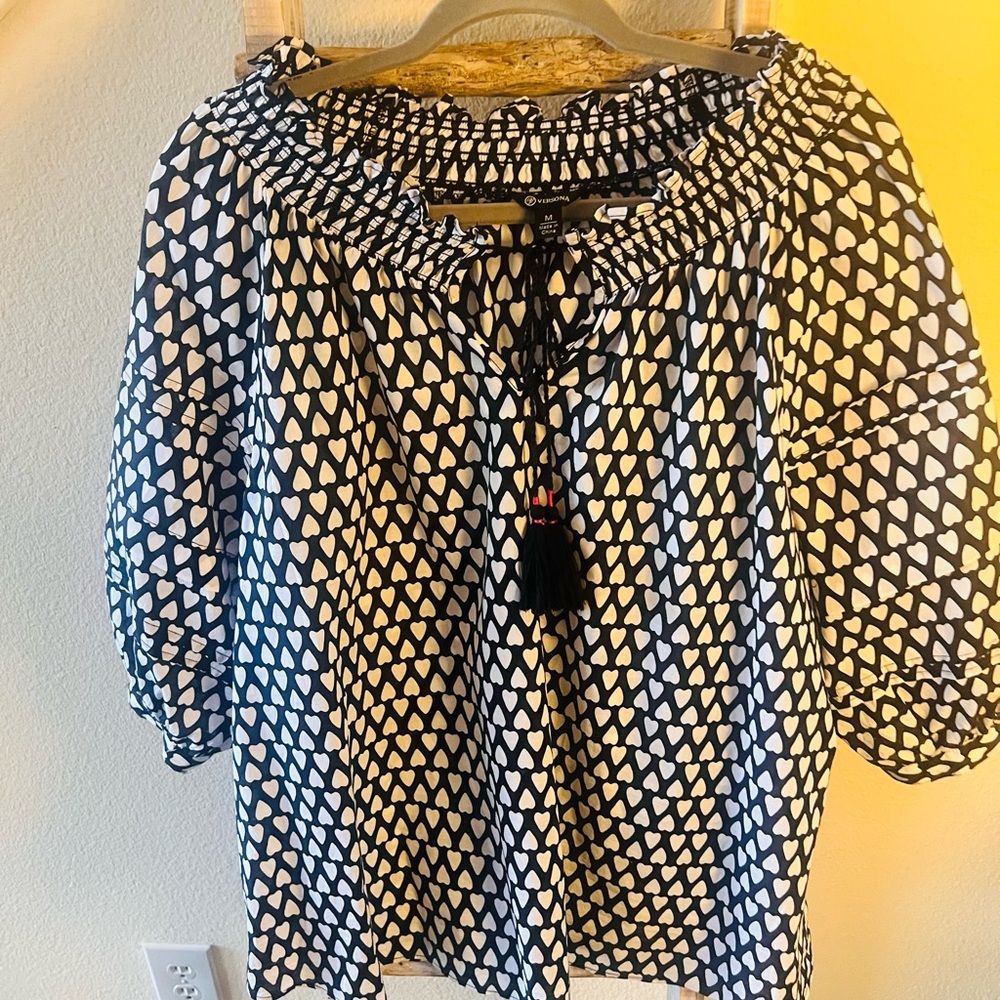 Women's Black and White Patterned Top